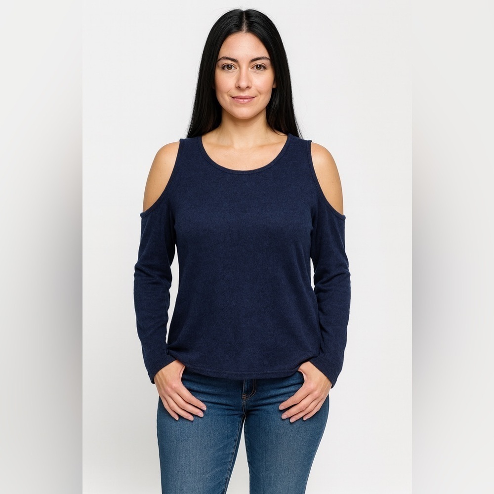 rue  21 blue medium woman’s blouse cold shoulder A321